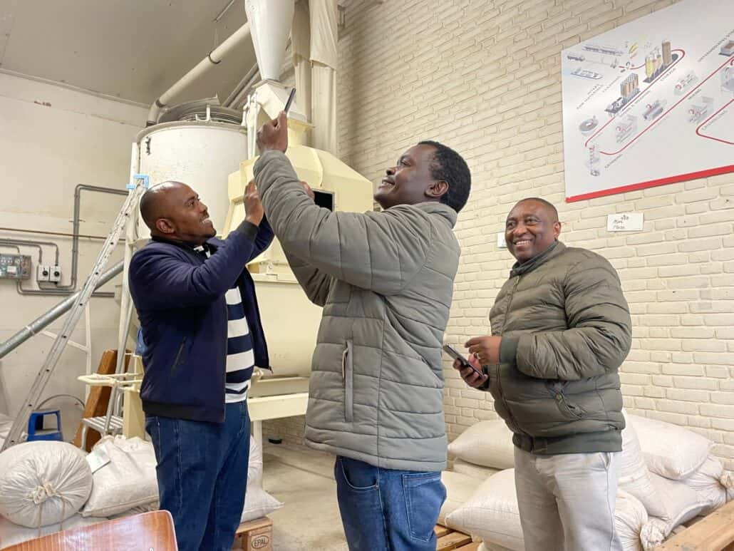 Fourteen Kenyan feed industry professionals have been invited to attend this training program by the Public Private Partnership FeedTechKenya.